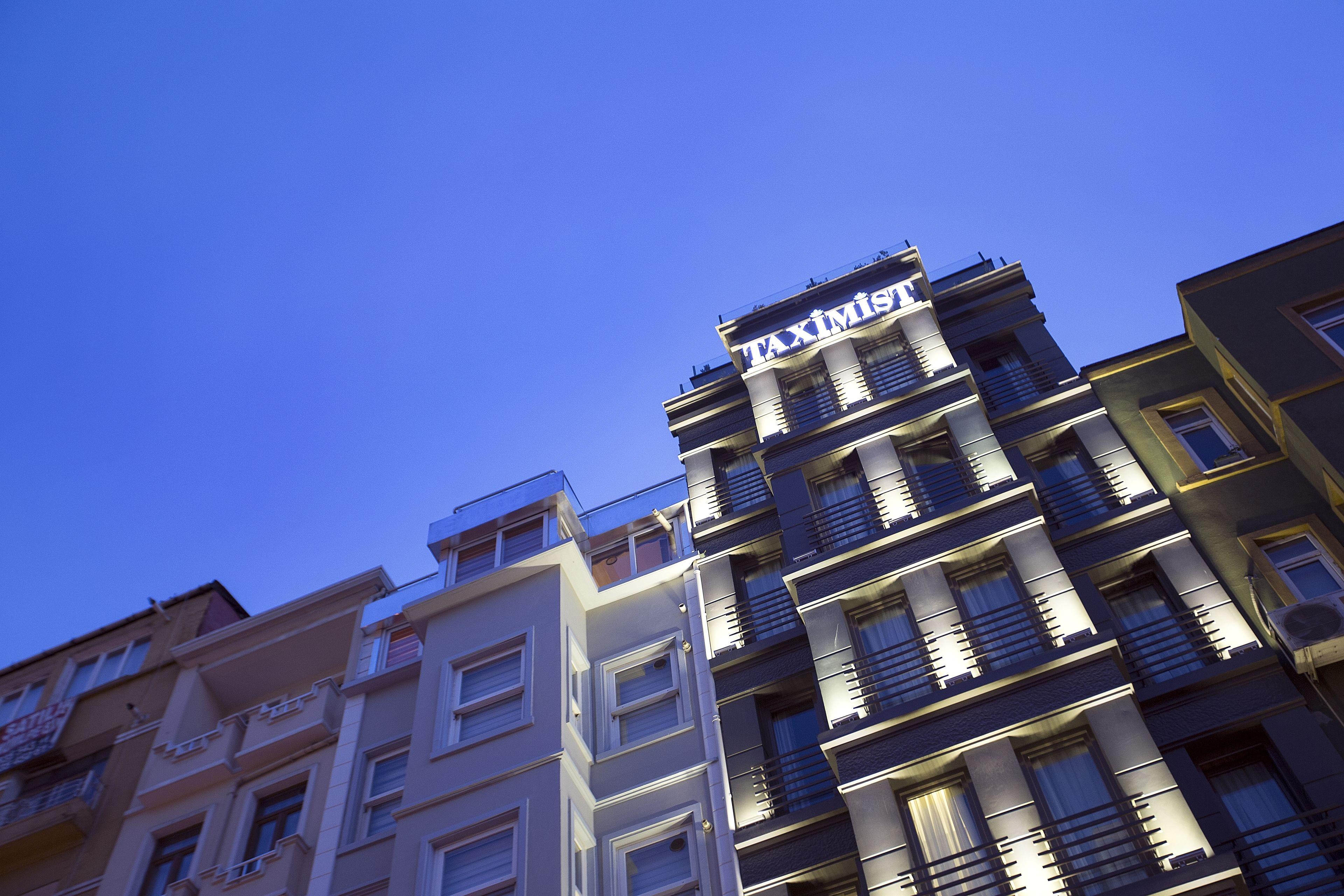 Taximist Hotel — Photos 1